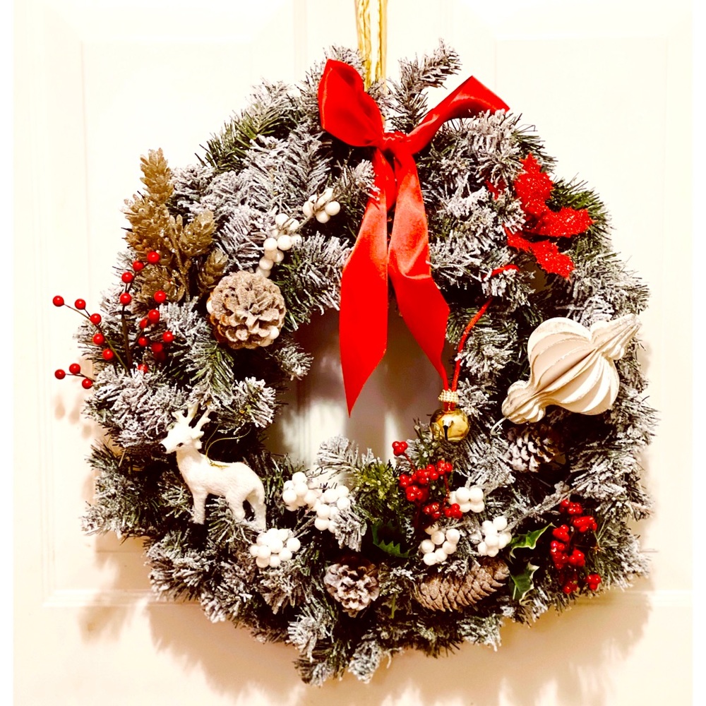 ๐Handmade Christmas Wreath ๐ - Picture 1 of 5